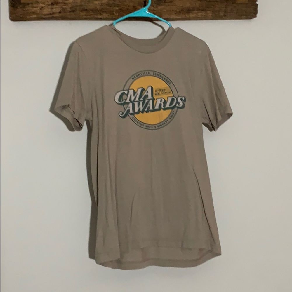 CMA 52nd annual awards t-shirt tan